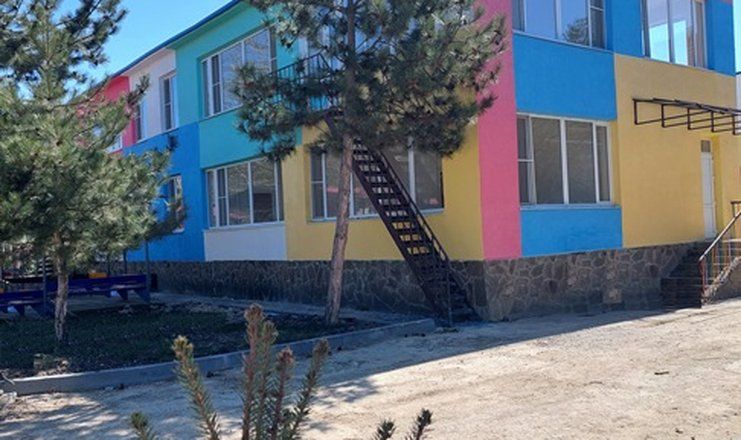 Детский оздоровительный лагерь "Зори Анапы"