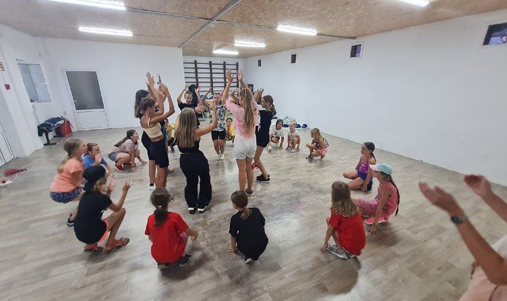 Детский оздоровительный лагерь "Зори Анапы"